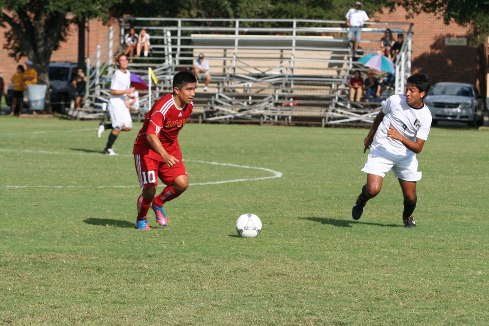 UHV TLU soccer